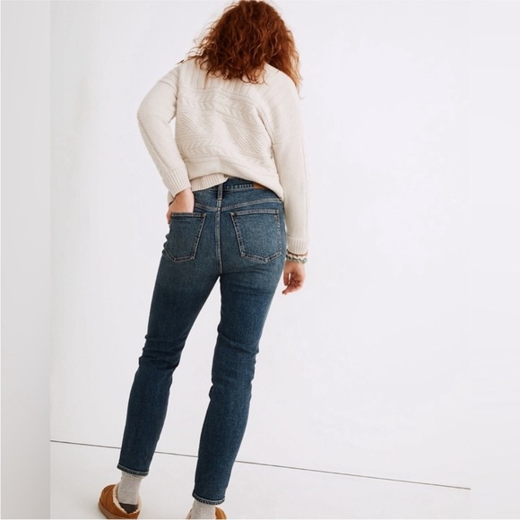 Madewell the perfect vintage jean size 24 dark wash - Picture 5 of 16